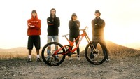 INTENSE Factory Racing IFR 2024 team shot 1.jpg?VersionId= PyGzek.80xVEh